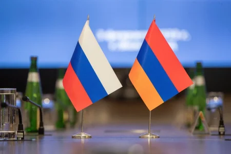 Пашинян летит в Россию