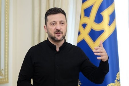 Зеленский объявил о создании спецкомандования для дальнобойных ударов по России