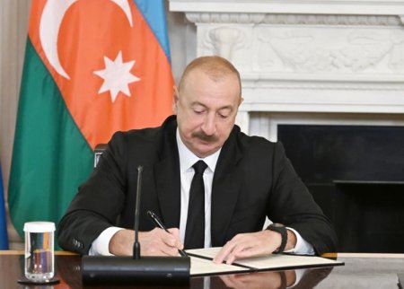 Ильхам Алиев назначил новых послов в Польше и Бельгии