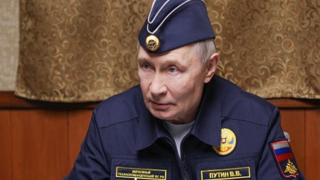 Путин посетил курильский остров