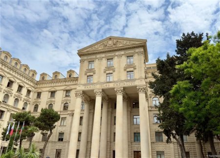 Азербайджан продолжает оказывать гуманитарную поддержку нуждающимся странам
