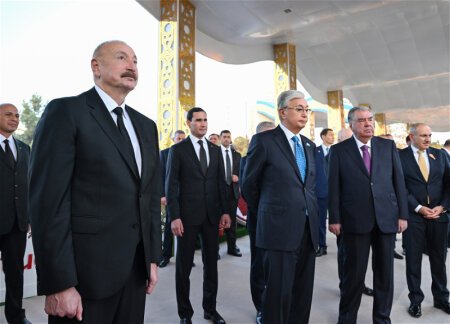 Президент Ильхам Алиев ознакомился с Фестивалем национальных блюд стран-участниц СНГ