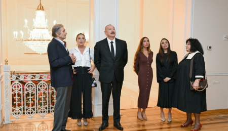 Президент, первая леди и члены их семьи ознакомились с выставкой «Mənim Abşeronum: Üstə gəl»